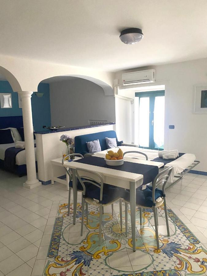 Peonia Blu Apartment Salerno Kültér fotó